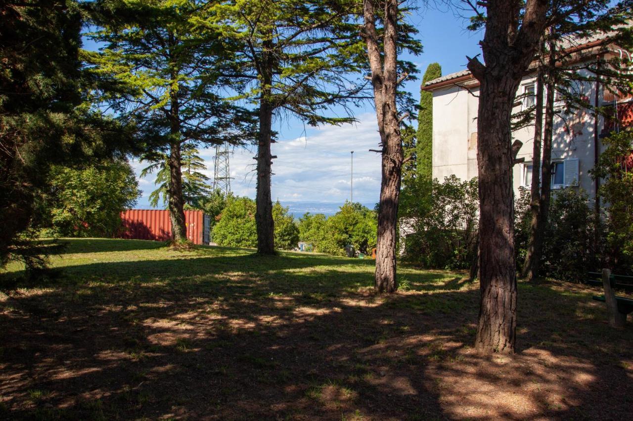 Hostel Trobenta In Oblak Portorož Exterior foto